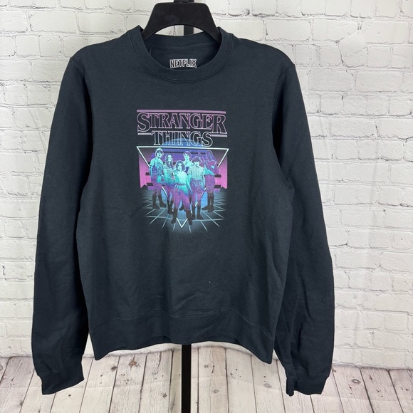 Netflix Stranger Things Black Sweatshirt No Size Tag - Picture 1 of 4